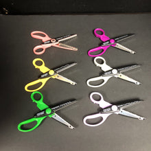Load image into Gallery viewer, 6pk Zig-Zag Paper Edger&#39;s Scissors

