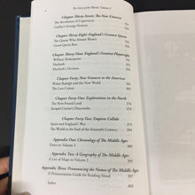 Load image into Gallery viewer, The Middle Ages (Volume II) (The Story of the World: History for the Classical Child: Revised Edition) (Susan Wise Bauer) -educational textbook hardcover
