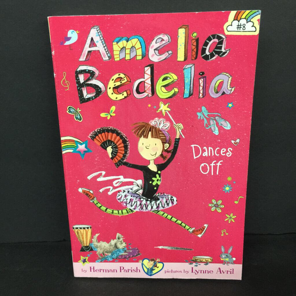 Amelia Bedelia Dances Off (Herman Parish) -character series paperback
