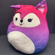 Load image into Gallery viewer, Syana the Fox Plush
