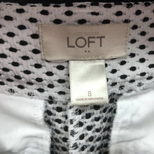 Load image into Gallery viewer, 4 Inch Chino Textured Polka Dot Shorts
