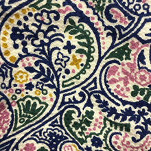 Load image into Gallery viewer, 6 Inch Richmond Paisley Shorts

