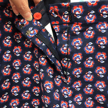 Load image into Gallery viewer, 6 Inch Richmond Floral Shorts
