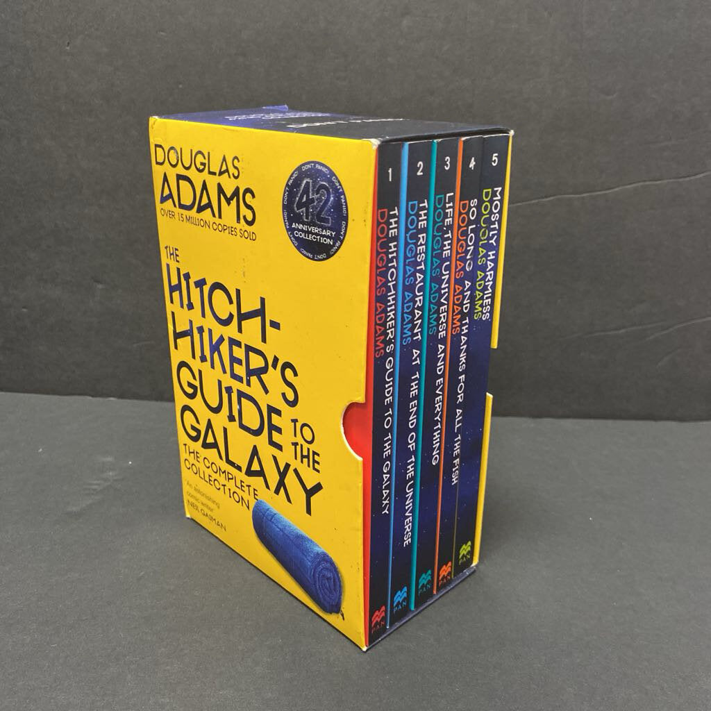 The Hitchhiker's Guide to the Galaxy: The Complete Collection (42nd Anniversary Edition) (Douglas Adams) (Box Set) -series paperback