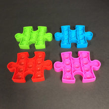 Load image into Gallery viewer, 4pk Sensory Pop-it Puzzle Pieces
