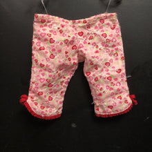 Load image into Gallery viewer, Bitty Baby Heart Pants for 15/16&quot; Baby Doll
