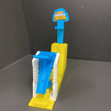 Load image into Gallery viewer, Monster Trucks Big Air Breakout Ramp
