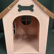 Load image into Gallery viewer, Puppy House w/Dog Bed for 18&quot; Doll
