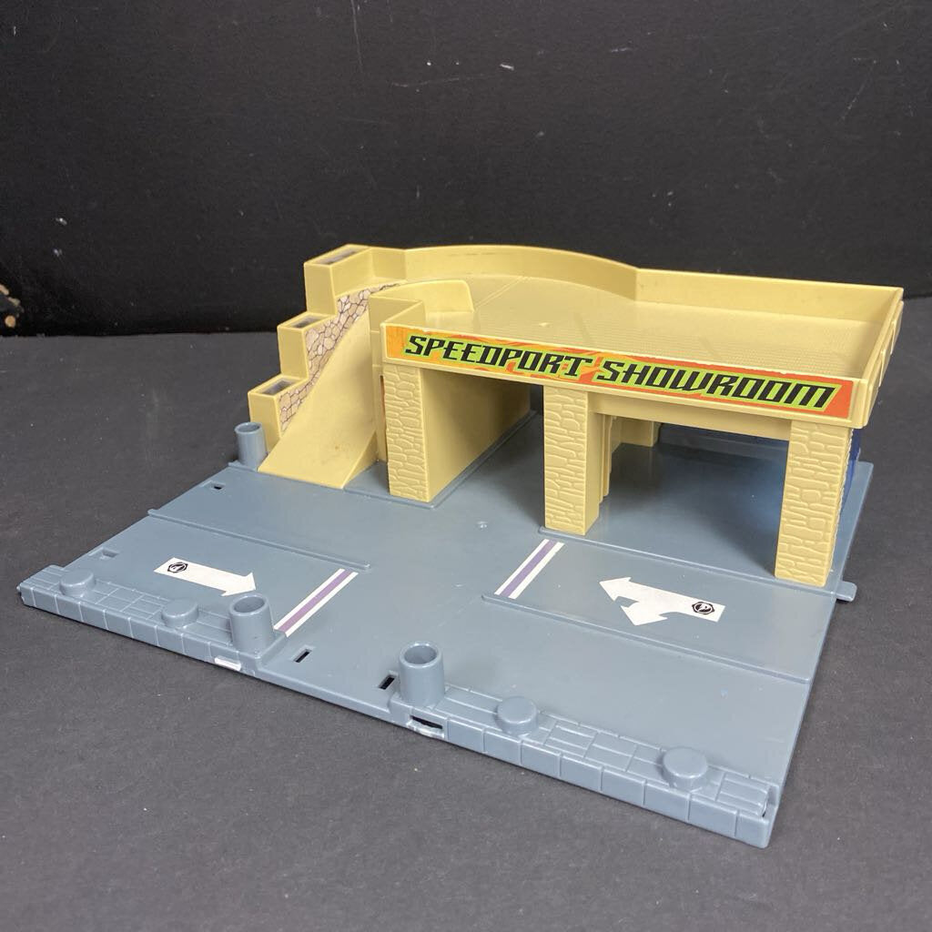 City Speedport Showroom Car Raceway Track