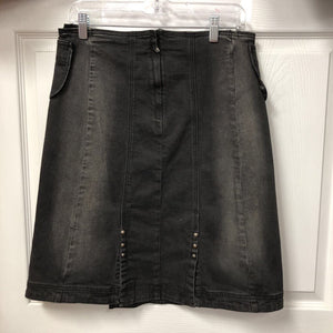 Studded Knee-Length Denim Skirt