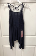Load image into Gallery viewer, Sleeveless Strappy Swing Top (NEW)
