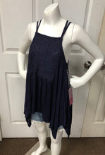 Load image into Gallery viewer, Sleeveless Strappy Swing Top (NEW)
