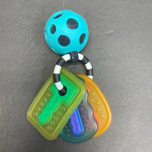 Load image into Gallery viewer, Drive n&#39; Drool Rattle Teether Keys
