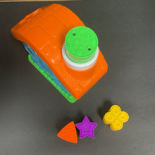 Load image into Gallery viewer, Shape n&#39; Sort Fun House w/Shapes
