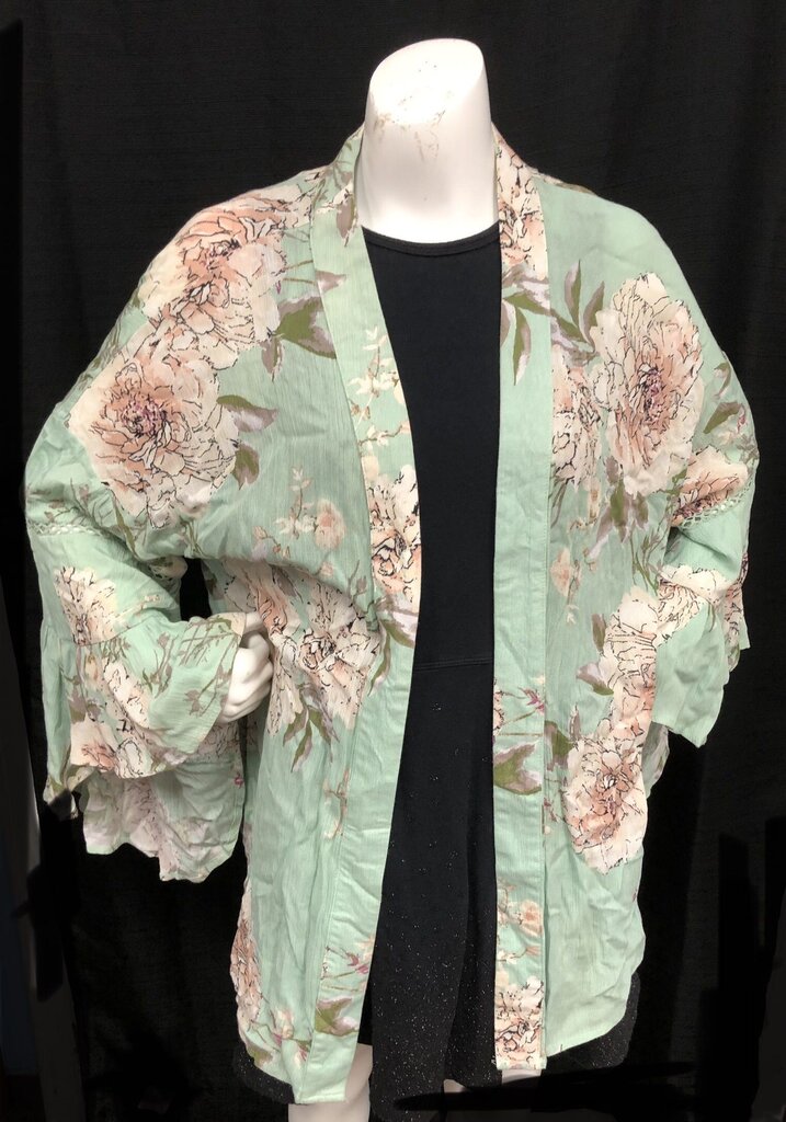 Floral Open Front Kimono Top (Loveriche)