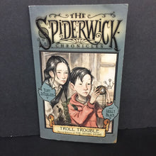 Load image into Gallery viewer, Troll Trouble (The Spiderwick Chronicles) (Tony DiTerlizzi &amp; Holly Black) -series paperback
