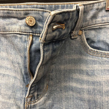 Load image into Gallery viewer, Flawless Five Pocket Boyfriend Denim Shorts
