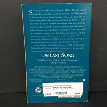 Load image into Gallery viewer, The Last Song (Nicholas Sparks) -chapter paperback
