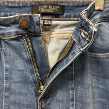 Load image into Gallery viewer, Super Flare Denim Jeans Pants (Judy Blue)
