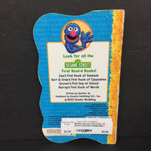 Load image into Gallery viewer, Grover&#39;s First Day at School (Sesame Beginnings / Sesame Street) (Elementary School) -character board
