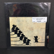 Load image into Gallery viewer, Seven Blind Mice (Ed Young) -hardcover
