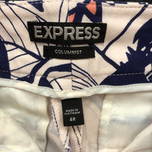 Load image into Gallery viewer, Floral Columnist Ankle Pants
