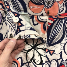 Load image into Gallery viewer, Floral Columnist Ankle Pants
