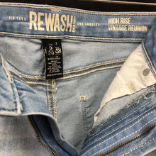 Load image into Gallery viewer, High Rise Vintage Reunion Denim Shorts
