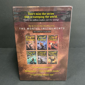 (13+) The Mortal Instruments Box Set (Cassandra Clare) (Mortal Instruments / Shadowhunters) -series paperback