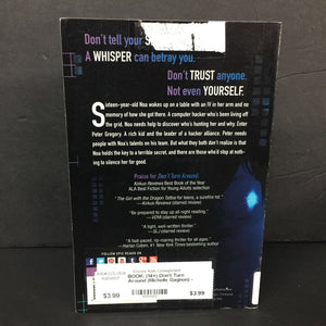 (14+) Don't Turn Around (Michelle Gagnon) -chapter paperback