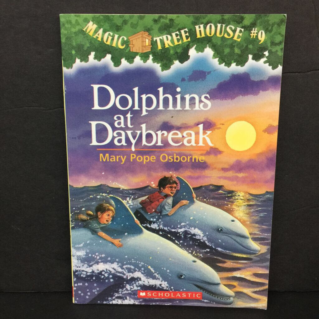 Dolphins at Daybreak (Magic Tree House) (Mary Pope Osborne) -series paperback