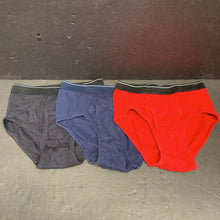 Load image into Gallery viewer, Boys 3pk Boxer Briefs
