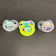 Load image into Gallery viewer, 3pk Pacifiers
