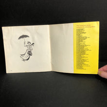 Load image into Gallery viewer, Walt Disney&#39;s Story of Mary Poppins (Walt Disney Disneyland) -character paperback
