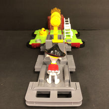 Load image into Gallery viewer, Marshall&#39;s Ride &amp; Rescue Transforming 2-in-1 Firetruck w/Figure
