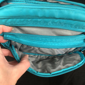 Carousel Convertible Crossbody Bag (Lug)