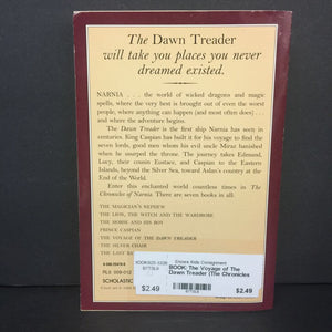 The Voyage of The Dawn Treader (The Chronicles of Narnia) (C.S. Lewis) -series paperback