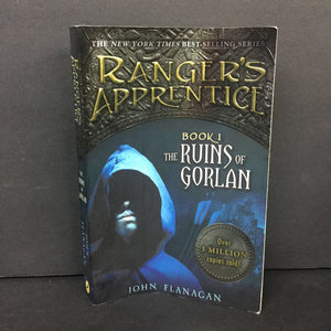 The Ruins of Gorlan (Ranger's Apprentice) (John Flanagan) -series paperback