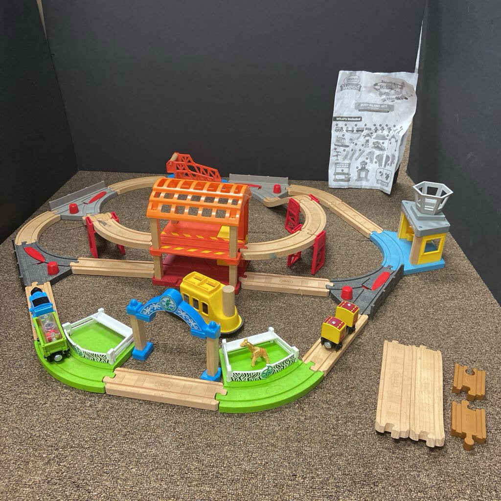 Busy Island Wooden Train Track w/Trains & Accessories