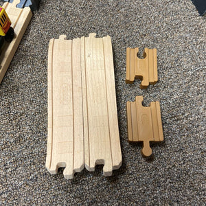 Busy Island Wooden Train Track w/Trains & Accessories