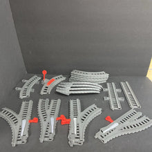 Load image into Gallery viewer, 19pc Plastic Train Tracks Set
