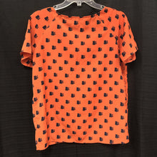 Load image into Gallery viewer, Racoon Print Top (Vero Moda)
