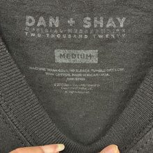 Load image into Gallery viewer, Dan &amp; Shay Music Top
