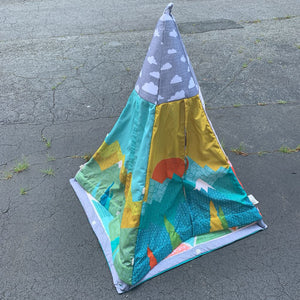 Infant to Toddler Play Activity Gym & Fun Teepee w/4 Attachments