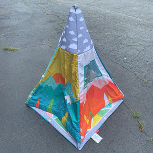 Infant to Toddler Play Activity Gym & Fun Teepee w/4 Attachments