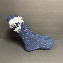 Load image into Gallery viewer, Boys Snowflake Socks
