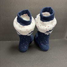 Load image into Gallery viewer, Boys Snowflake Socks
