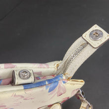 Load image into Gallery viewer, Floral Crossbody Bag
