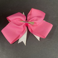 Load image into Gallery viewer, Camo Hairbow Clip

