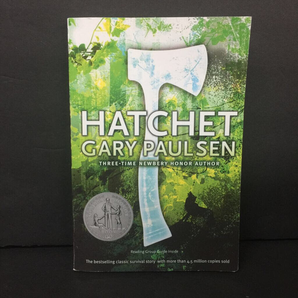 Hatchet (Gary Paulsen) (Scholastic Cover) -series paperback